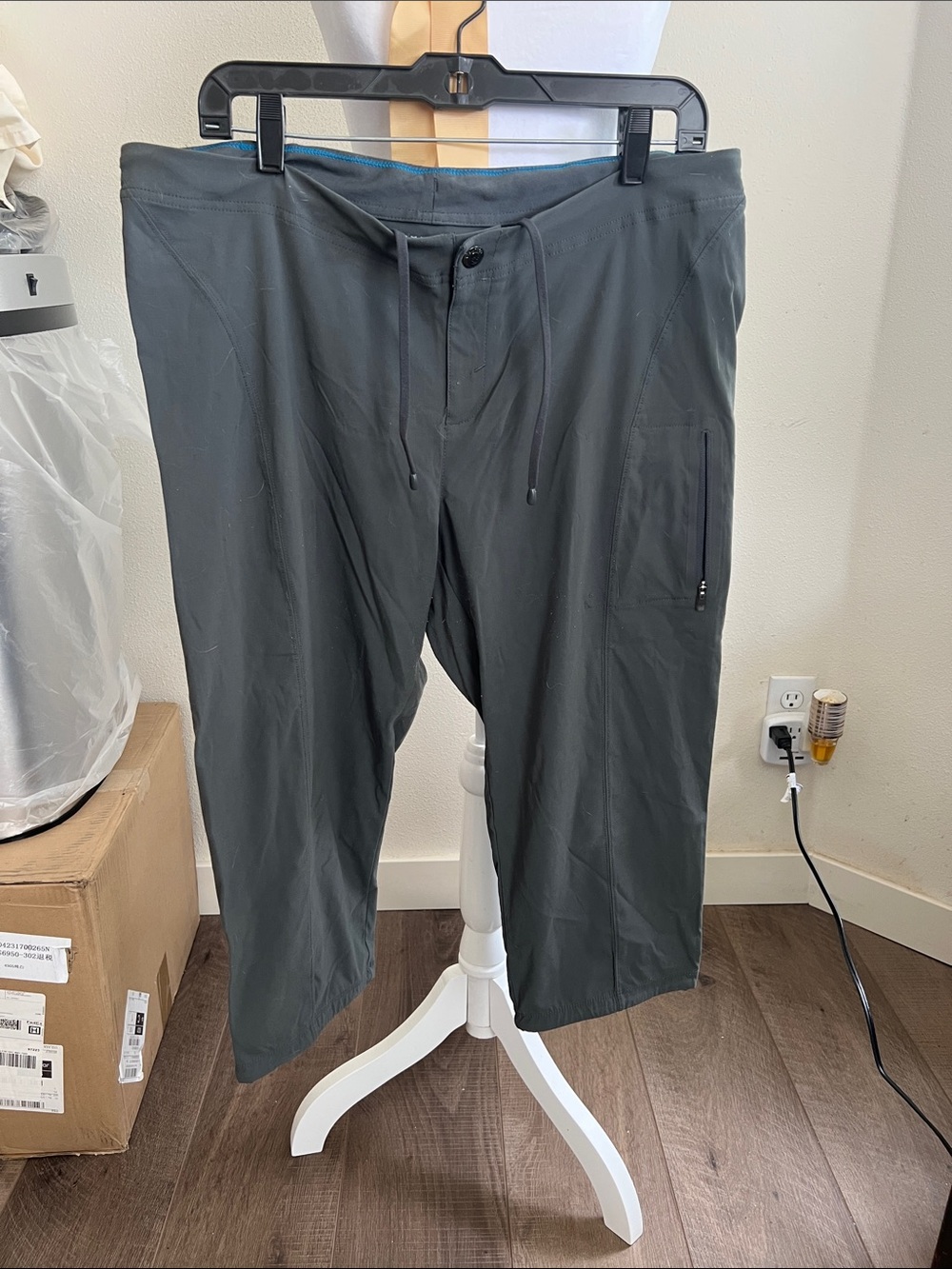Women’s Columbia Sportswear Capri active wear pants